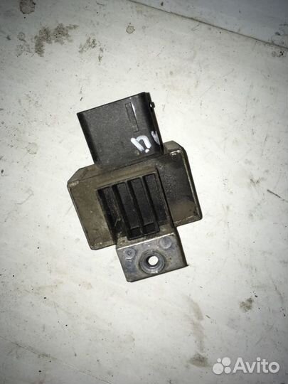 Реле накала свечей Nissan Qashqai K9K Renault