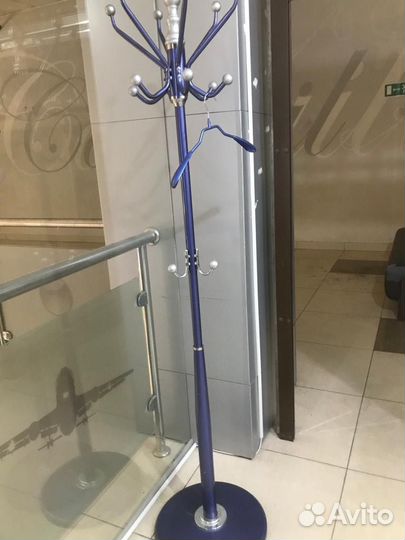 Вешалка напольная