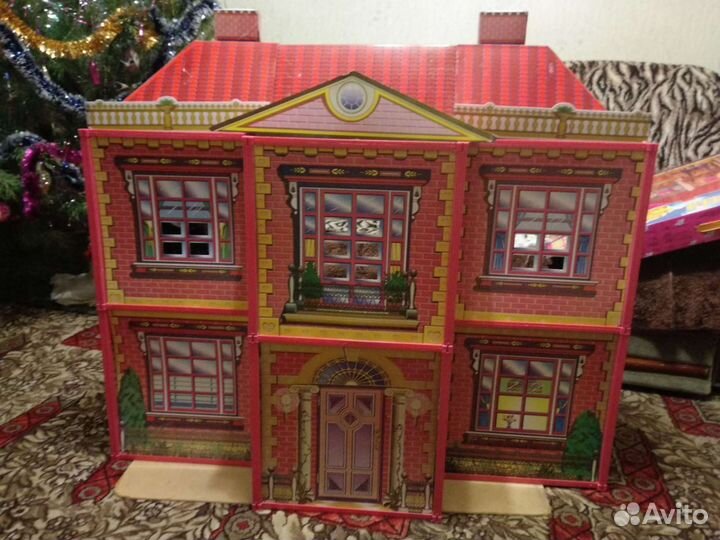 Домик кукольный