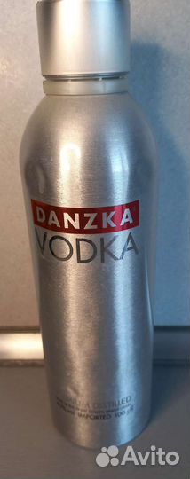 Бутылка алюминиевая Danzka Vodka. 1 литр