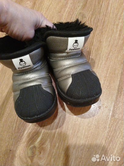 Сапожки для девочки