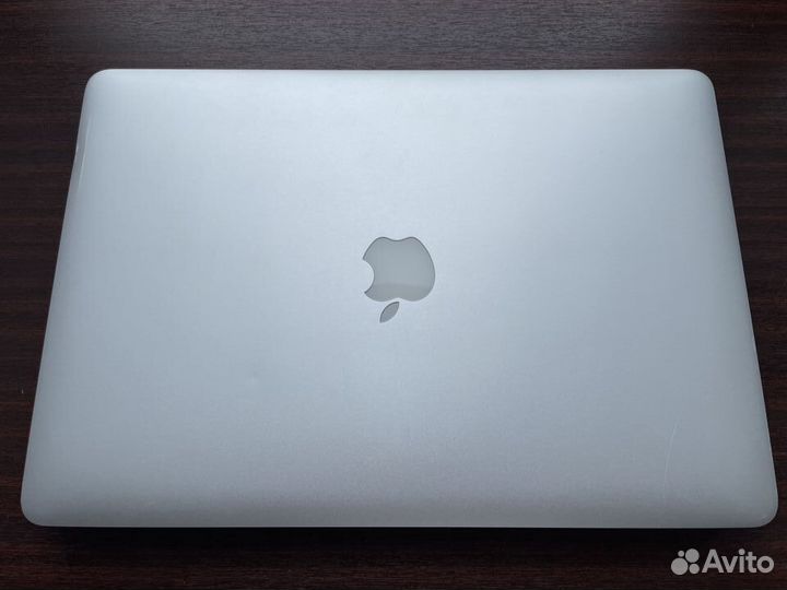 Macbook Pro 15'' mid 2015 512GB / AMD Radeon M370X