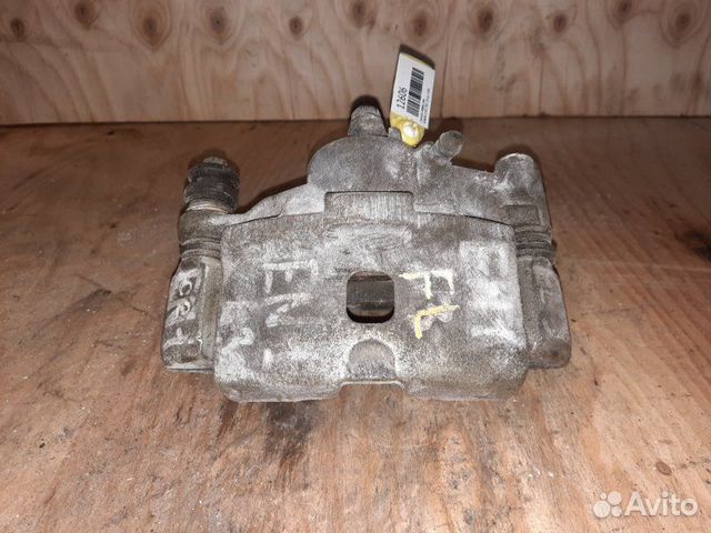 Суппорт передний левый Honda Civic EN1 D16A 1998