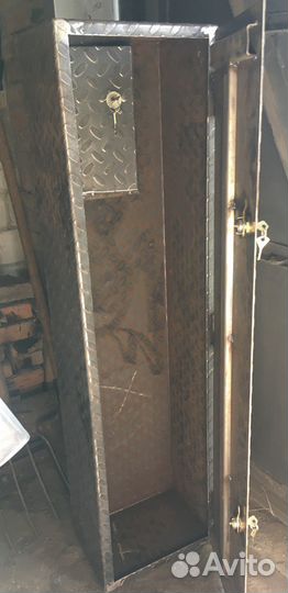 Продам сейф