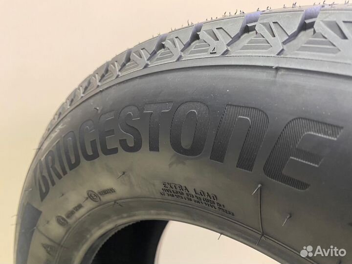 Bridgestone Blizzak DM-V3 215/65 R17 103T