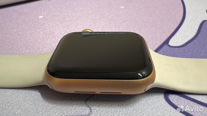 Часы Apple watch SE 40 mm 2021,идеальное состояние