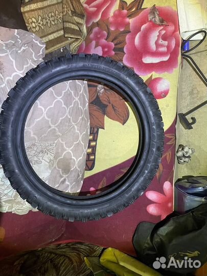 Покрышка эндуро 18