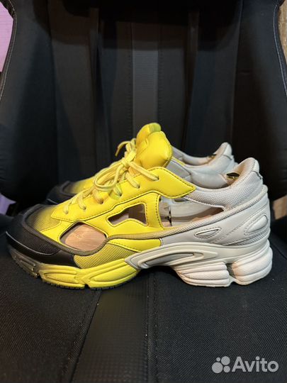Adidas Raf Simons Ozweego Replicant 10.5US