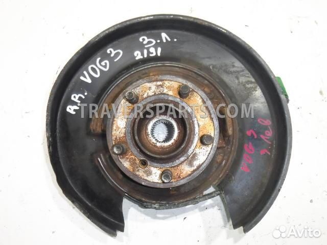 Кулак задний левый