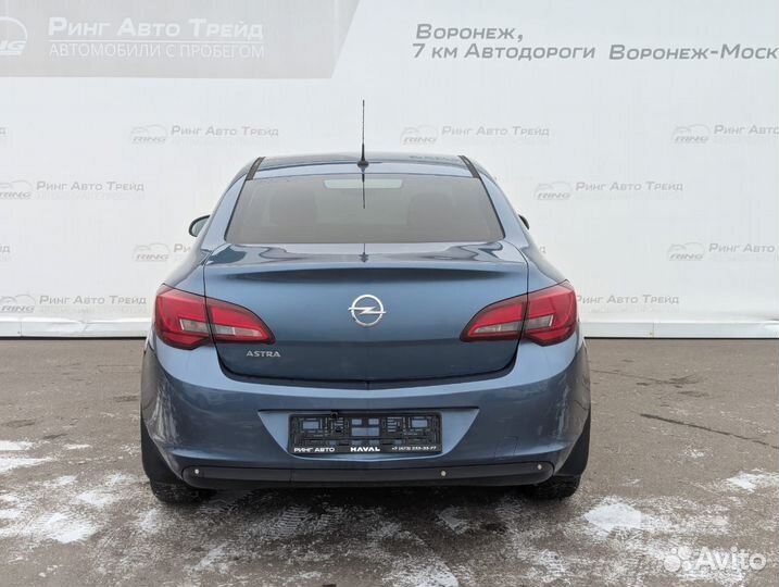 Opel Astra 1.6 МТ, 2013, 125 000 км