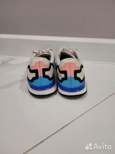 Кроссовки adidas 31