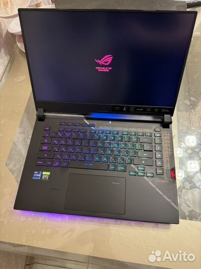 Asus rog strix scar 15