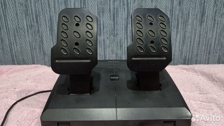 Игровой руль для приставки Hori PS4-142E