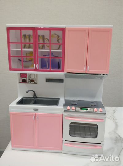Детская кухня для кукол