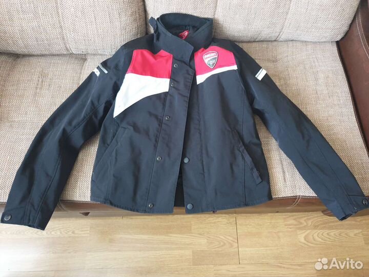 Мотокуртка Ducati