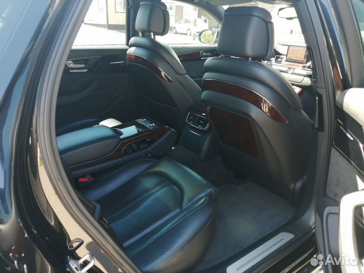 Audi A8 3.0 AT, 2011, 157 500 км