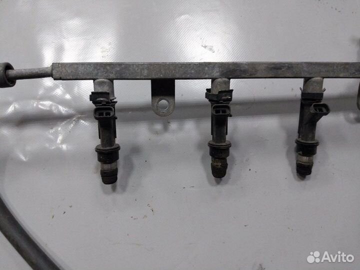 Топливная рампа с форсунками Заз Сенс седан 1.5