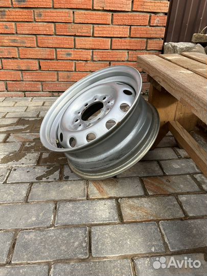 Колесный диск Нива chevrolet 15