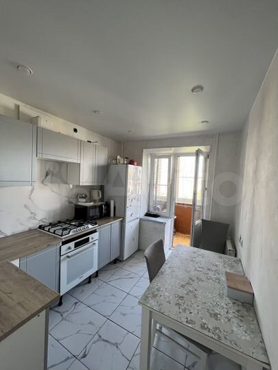 2-к. квартира, 51 м², 8/9 эт.