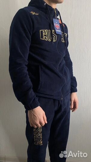 Спортивный костюм на флисе мужской