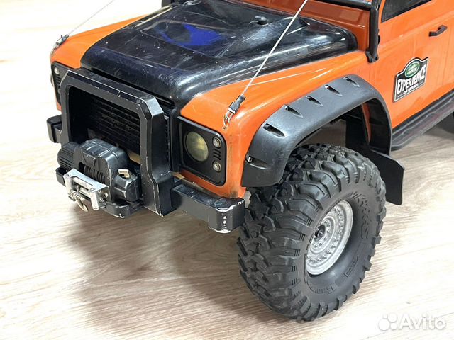 Traxxas Trx-4 Land Rover Defender 4wd 1/10 трофи