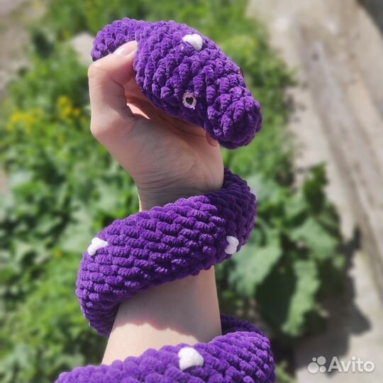 Вязаные игрушки змея