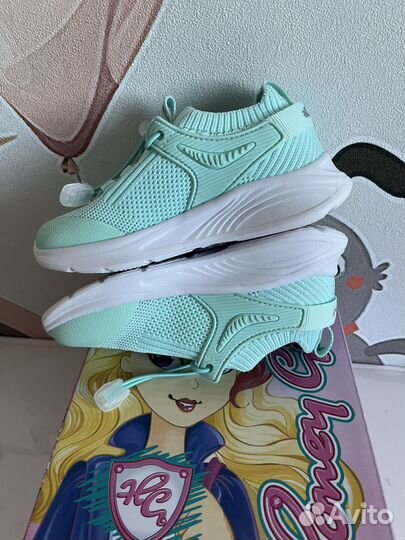 Кроссовки детские 26 размер