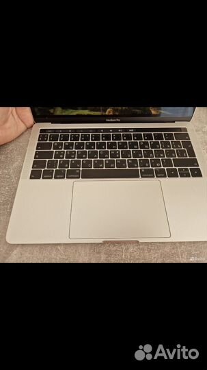 Apple MacBook Pro 13 2019, touch bar, 128gb