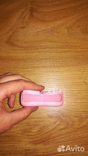 Силиконовая щёточка для кистей