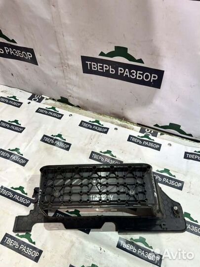 Накладка на порог салона - правая Ford Transit MK8