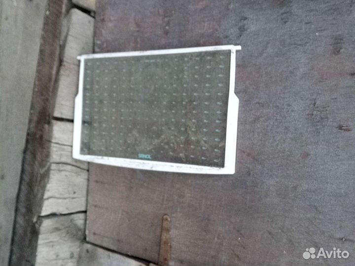 Стеклянные полки от холодильника Стинол