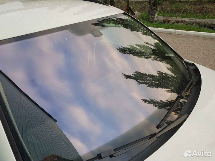 Лобовое стекло Вольво хс70 / S80