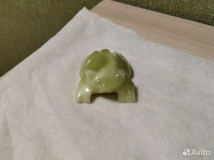 Лягушка оникс камень