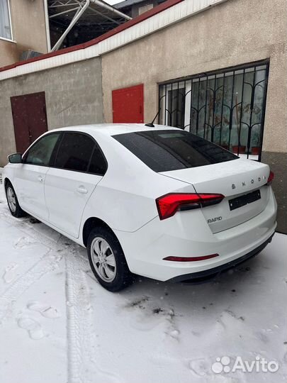 Аренда прокат автомобиля с водителем и без