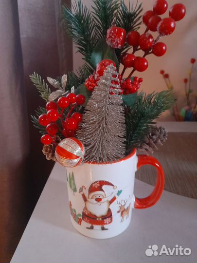 Новогодняя композиция в чашке