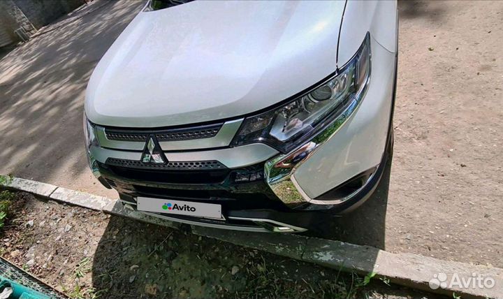 Mitsubishi Outlander 2.0 CVT, 2020, 58 000 км