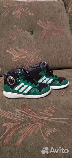 Кроссовки adidas оригинал