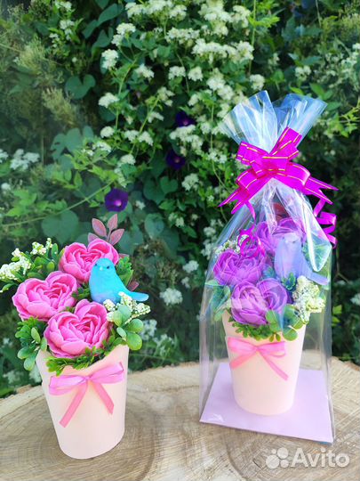 Букет из мыла с птичкой