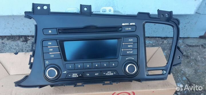 Штатное головное устройство kia