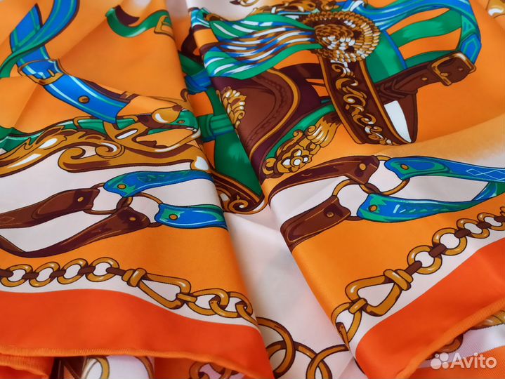 Платок оранжевый Hermes шелковый