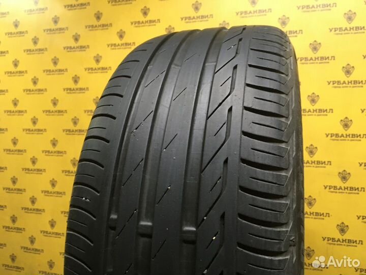Bridgestone Turanza T001 235/45 R17