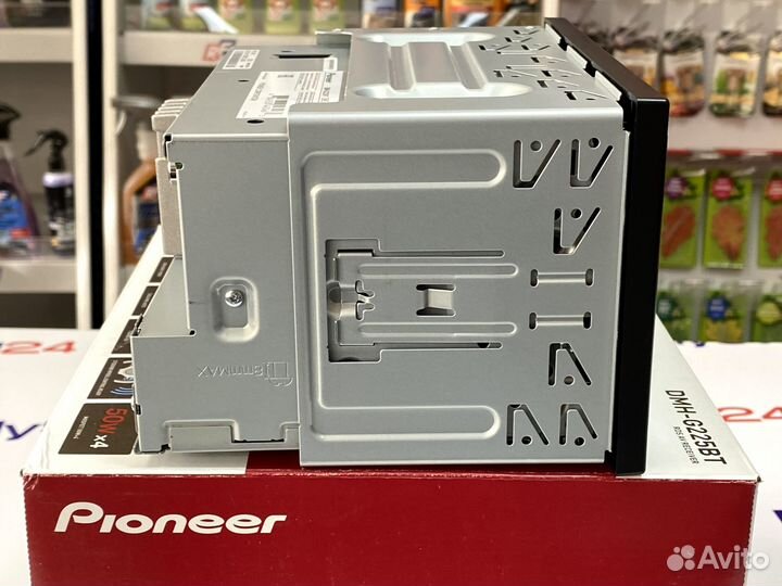 Автомагнитола Pioneer DMH-G225BT