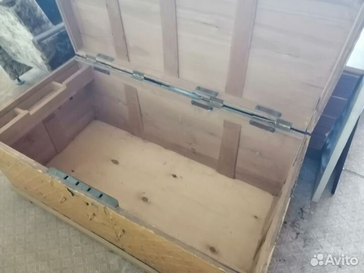 Сундук деревянный старинный