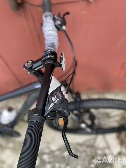 Велосипед, колеса 27.5 на 2,35 дюйма