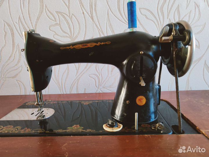 Швейная машинка Подольск 2м