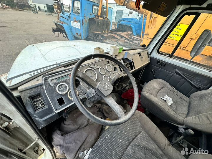 Промтоварный фургон ГАЗ 33081, 2013