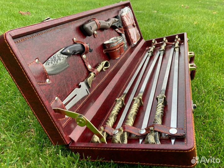 Шашлычный набор в дипломате из кожи. Эксклюзивный
