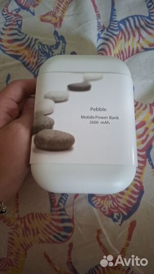 Павербанк Pebble