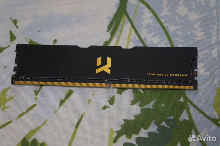 Оперативная память Goodram Iridium Pro 8gb 3600MHz