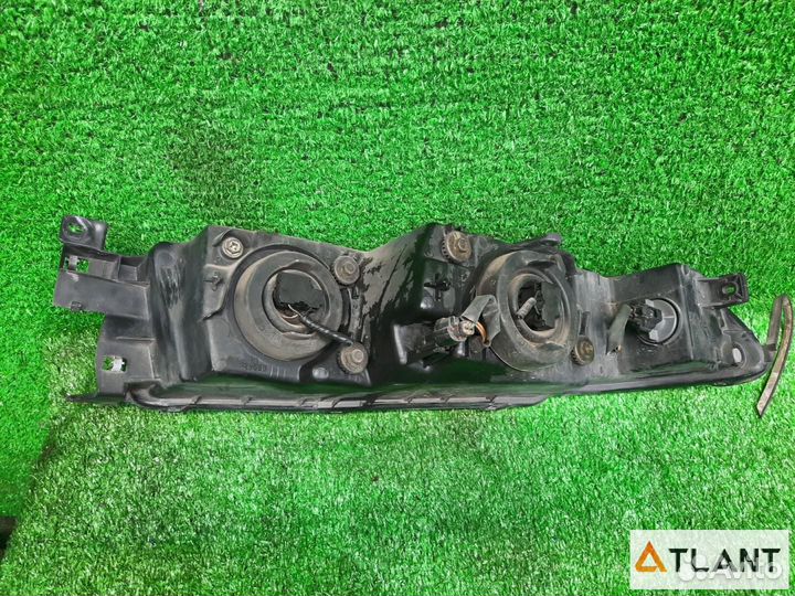 Фара передняя правая mitsubishi galant